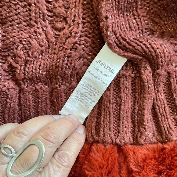 Fringed Women’s Cardigan - Picture 5 of 6